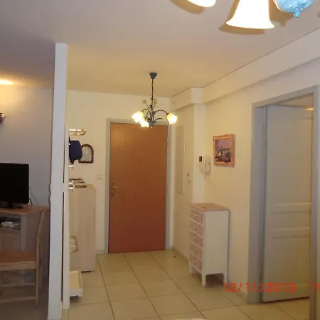 Annabella Apartment Carqueiranne